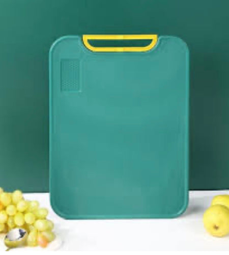 PLASTIC CUTTING BOARD