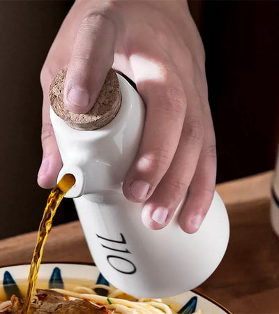 4pcs salt & Oil Dispensor set (New)