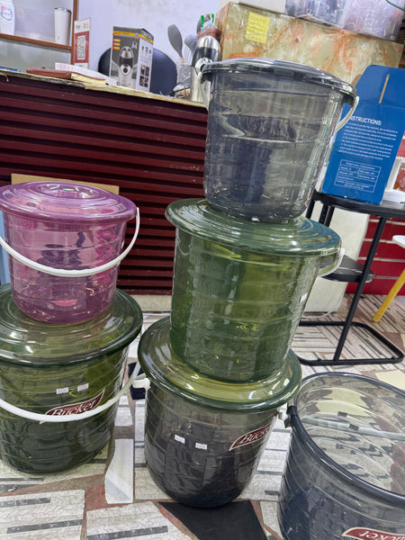 TRANSPARENT BUCKET